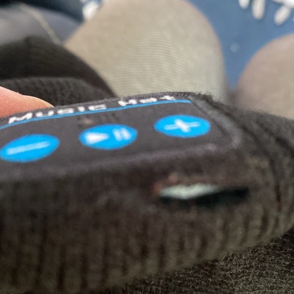 Music Hat beanie Unisex. Black. Unused. - Picture 5 of 7